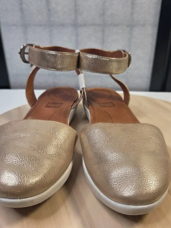 FitFlop Cova Closed Toe Metallic Gold Leather Sandals Women US 7 - Picture 4 of 14